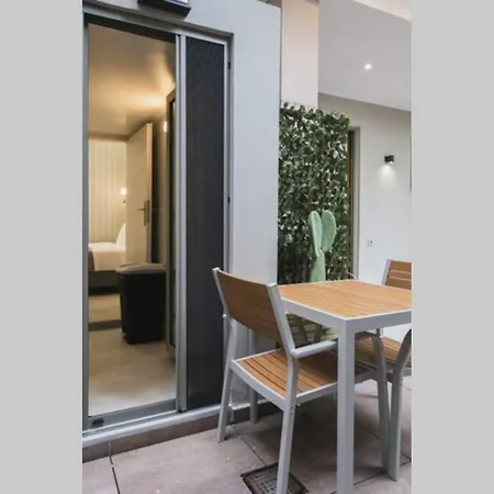 Apartment Apts. For Large Group With Parking & Yard Chania (Crete)