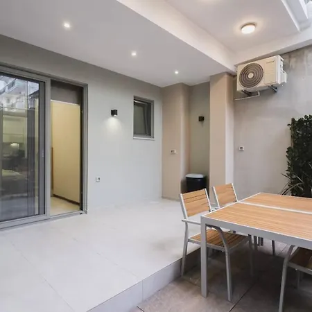 Apts. For Large Group With Parking & Yard Chania (Crete)