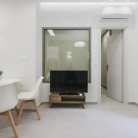 Apts. For Large Group With Parking & Yard Chania (Crete)